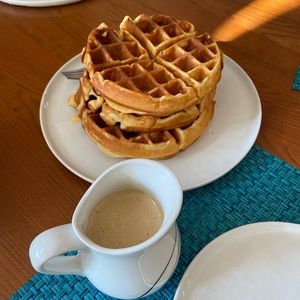 Meet your Posher, Anna marie